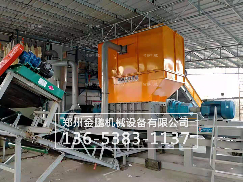 家具垃圾破碎现场